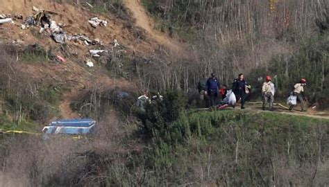 Three Bodies Recovered From Kobe Bryants Helicopter Crash Site Basketball News Zee News