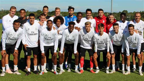 View all matches, results, transfers, players and brief of benfica b football team. Benfica B André Gomes Premier League Internacional Cup ...