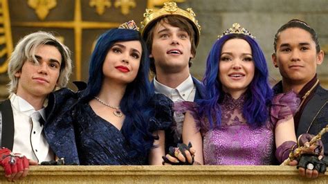 Descendants 4 The Rise Of Red What We Know About The New Disney Film Bbc Newsround