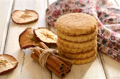 Apple Cider Cutout Cookies With Cinnamon Sugar ⋆ Cutout Cookies ⋆