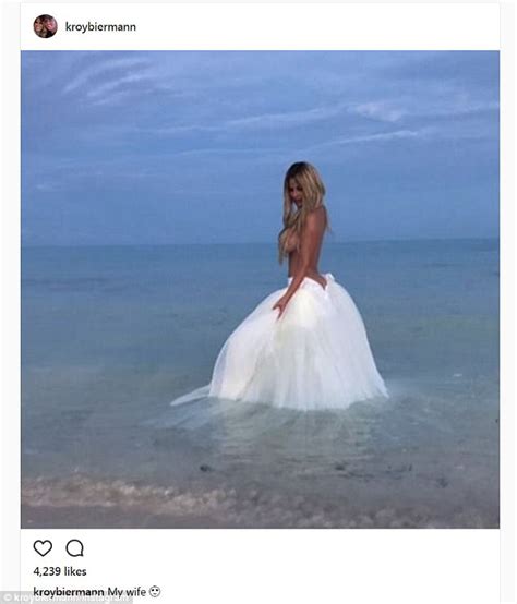 Kim Zolciak Goes Topless After Vow Renewal Ceremony