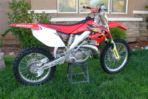 Original repsol honda factory bikes are not for sale and they are only used in motogp races. 2006 Honda CR250R CR250 CR 250 - For Sale/Bazaar ...