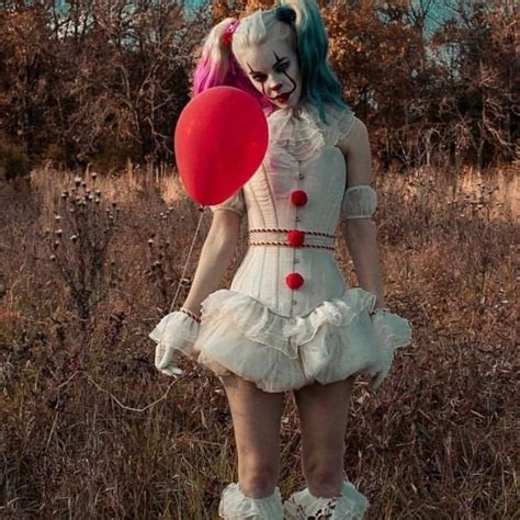 pennywise the clown🤡 harley quinn horror amino
