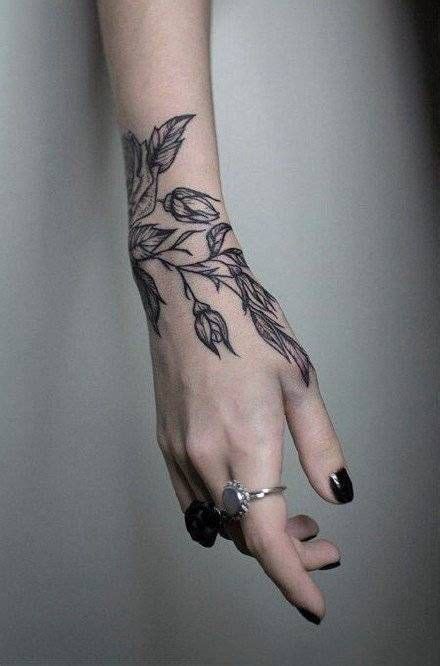 Best Hand Tattoo Ideas For Women Updated 2021