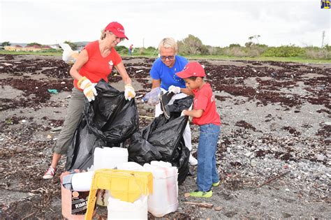 Photos Beach Clean Up Day In Port Royal Jamaica Information Service
