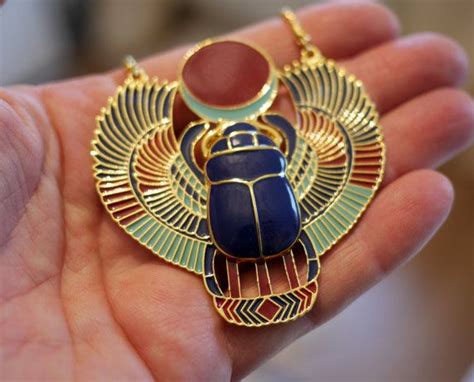 Retro Bronze Scarab Beetle Pendant Egyptian Necklace Jewellery