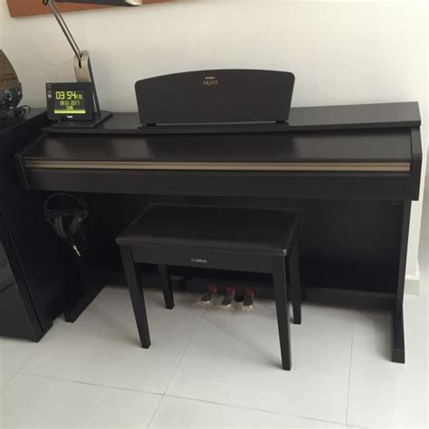 Yamaha Arius Digital Piano, Hobbies & Toys, Music & Media, Musical