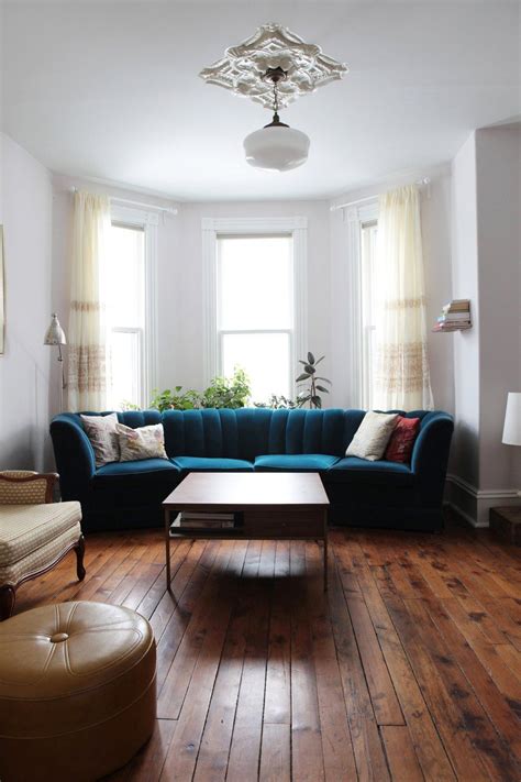 Use the windows as the center of orientation for your furniture. What to do with the Bay Window | Small apartment living ...