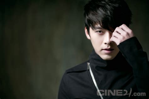 He is an actor, known for secret garden (2010), crash landing on you (2019) and alhambeura goongjeonui chooeok (2018). Hyun Bin Awards | ALL ABOUT KOREA