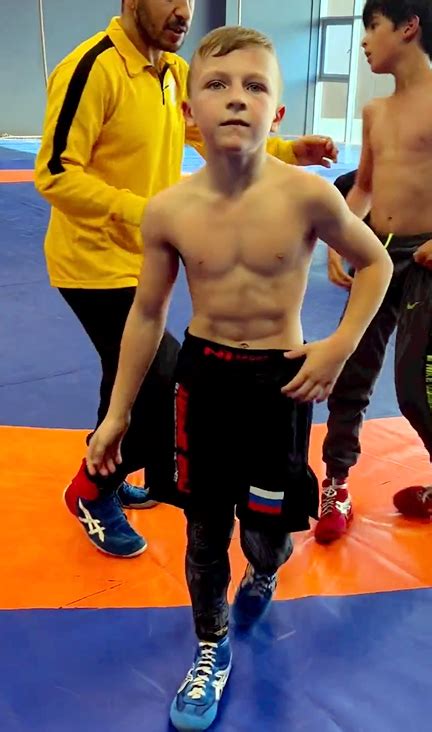 Dima Wrestler Muscle Babe IMGSRC RU