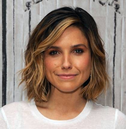 We sat down with the star for a little beauty interrogation. sophia bush hair - Google Search | Hair | Pinterest ...
