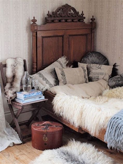 How To Turn Your Room Into A Vintage Rustic Bohemian