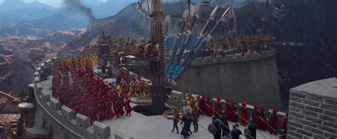 In ancient china, a group of european mercenaries encounters a secret army that maintains and defends the great wall of china against a horde of monstrous creatures. Hype's Must Watch: The Great Wall | Hype Malaysia