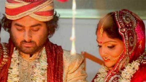Arijit singh family, mumbai, maharashtra. Arijit Singh Family Members Name - Music Mancanegara