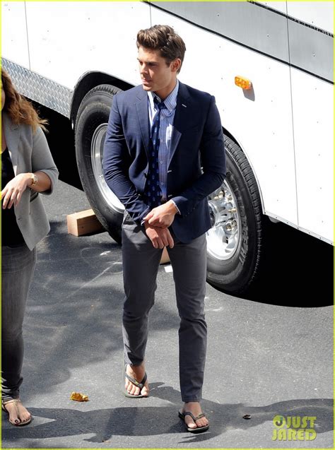 To help visualize his height, we've included a side by side comparison with other celebrities, short and tall! Zac Efron | Zac efron suit, Suits, Zac efron