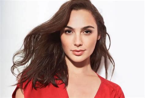 Gal Gadot Bra Size Age Weight Height Measurements Cel