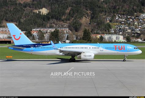 G Oobc Tui Airways Boeing 757 200wl At Innsbruck Photo Id 1185220