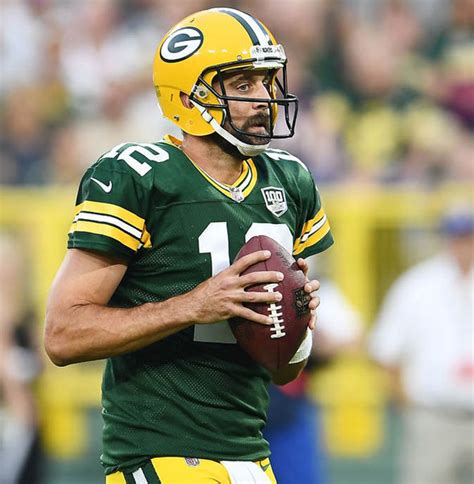 Aaron rodgers is ready to take the jeopardy! Aaron Rodgers Patriots vs Packers INJURY: Could ACL be ...