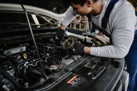 Perawatan Mobil yang Dapat Dilakukan Sendiri di Rumah Saat Hari Libur