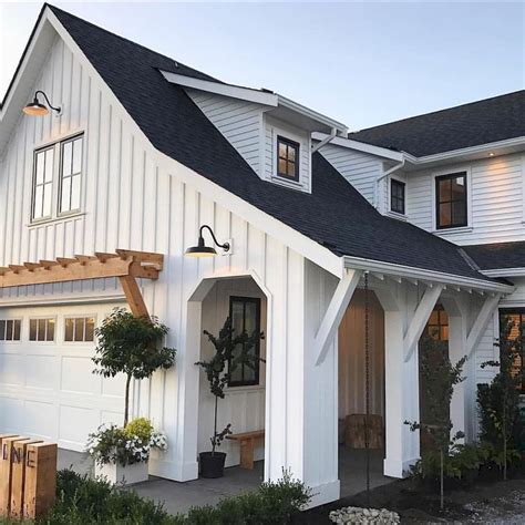 Gorgeous 90 Modern Farmhouse Exterior Design Ideas Homeastern