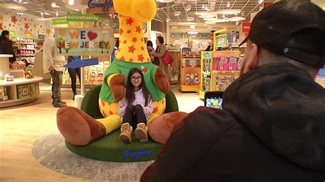 New Toys R Us First New Store Now Open In Garden State