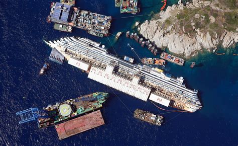 Aerial Photos Show That The Workers Flipping The Shipwrecked Costa