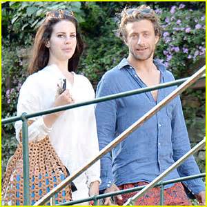 Lana Del Rey Steps Out With New Man Francesco Carrozzini Francesco Carrozzini Lana Del Rey