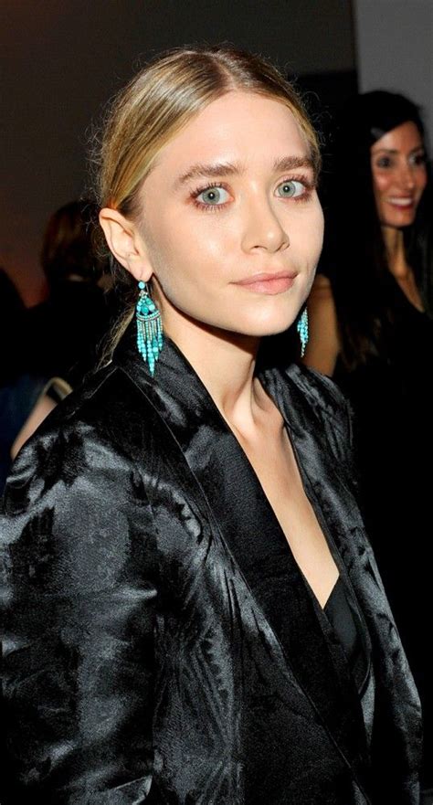 9 Times The Olsens Made Earrings Look Amazing Petite Celebrities