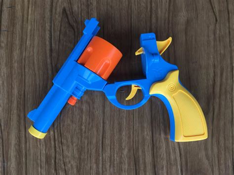 Realistic 11 Scale 45 Acp Revolver Prop Rubber Bullet Pistol Toy Gun