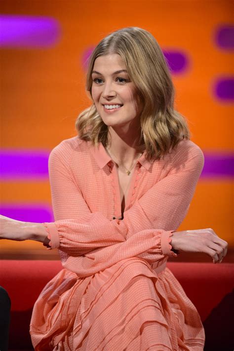 Rosamund Pike On The Set Of Graham Norton Show In London 11112016