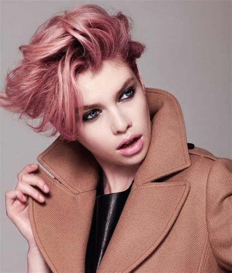 Get inspired with 13 different takes on the trend that range from soft strawberry blonde to bright rose quartz color. 7 Hottest Rose Gold Hair Colors Trending Right Now