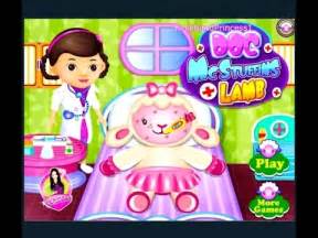 She already has a magical stethoscope and the best tools a doctor could wish for, but she is in need of.a new uniform of course! Doc McStuffins Games Clinic - YouTube