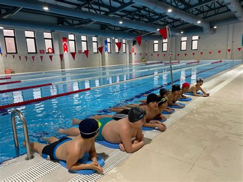 Yarı Olimpik Yüzme Havuzlarında Ilk Kulaçlar Atıldı Çorum Belediyesi
