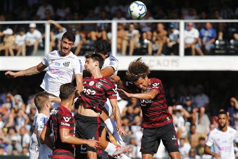 Santos 4 x 5 flamengo. Santos e Flamengo voltam a se enfrentar na Vila após ...
