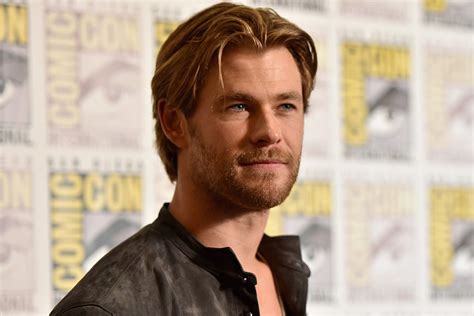 Chris Hemsworth Is People Magazines Sexiest Man Alive 2014