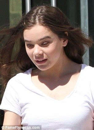 I hope you enjoy this pack. Hailee Steinfeld goes make-up free | Daily Mail Online