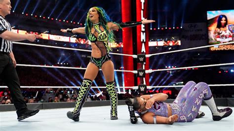 Sasha Banks Vs Bianca Belair Smackdown Womens Championship Match Photos Wwe