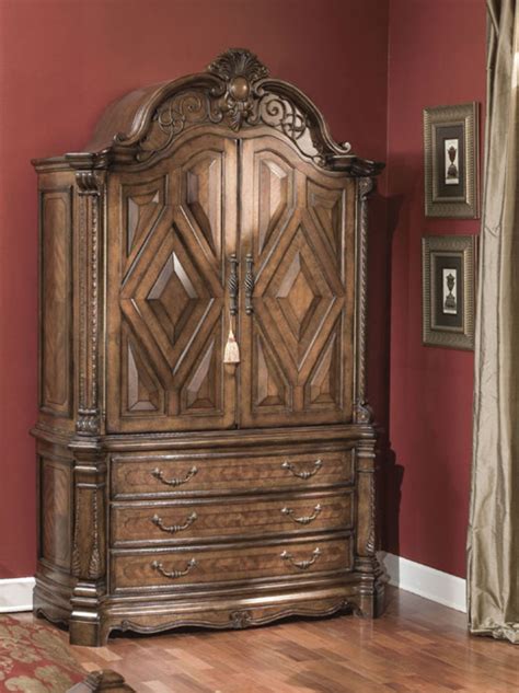 The best free classified site in canada! Aico by Michael Amini | Windsor Court Bedroom Set