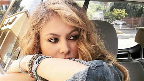 Paulina cocina es mi canal de youtube. Paulina Rubio mostró un adelanto de su nueva producción