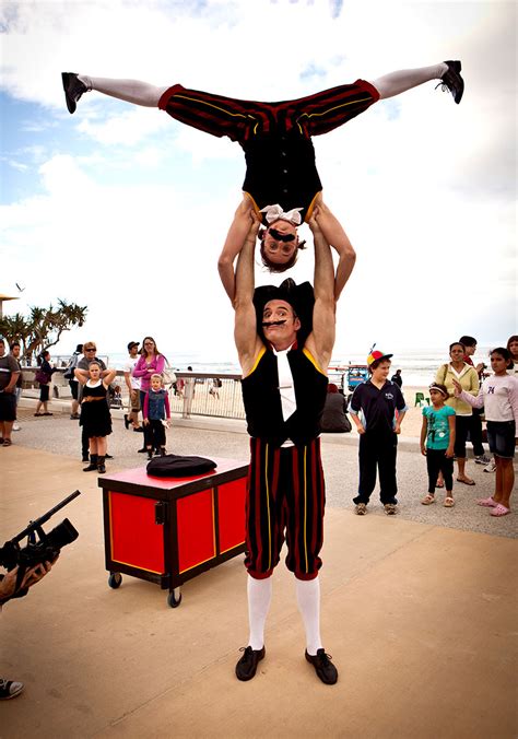 Circus Performers For Hire Izit Entertainment
