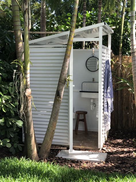 Custom Made Outdoor Bathroom Outdoor Bathroom Design Outdoor Shower Enclosure Outdoor Pool Decor