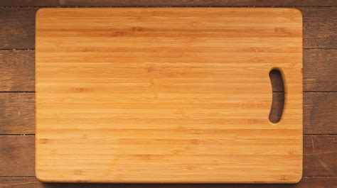 You can buy a cutting board in a home furnishings store, but you can make your own with a few supplies. DIY Butcher Block Cutting Board Project Ideas DIY Projects ...