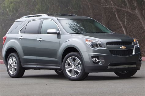 New Car Chevrolet Captiva 2014 Wallpapers And Images Wallpapers