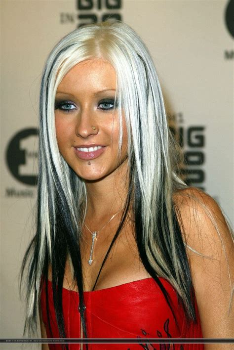 Y2k Hairstyles Celebrity Hairstyles Cool Hairstyles Christina