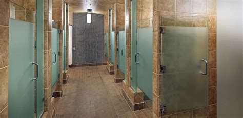 Does 24 Hour Fitness Have Showers Photos And Description