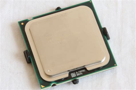 Intel Core 2 Extreme Qx9770 An Early Performance Preview Pc Perspective