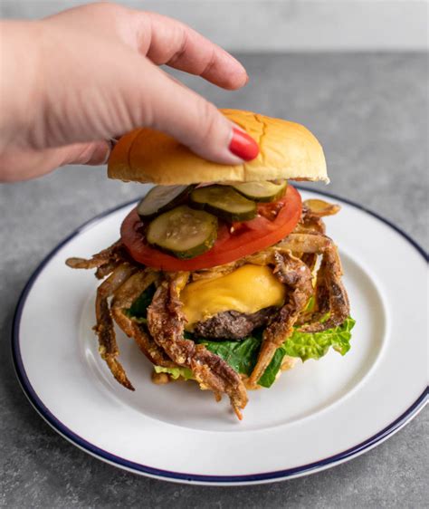 Old Bay Soft Shell Crab Burger Carolyn S Cooking