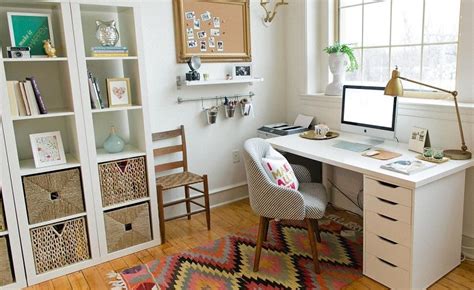 Our office desk in some ways represents who we are as a person. 15 Ways To Uniquely Decorate Your Office Desk
