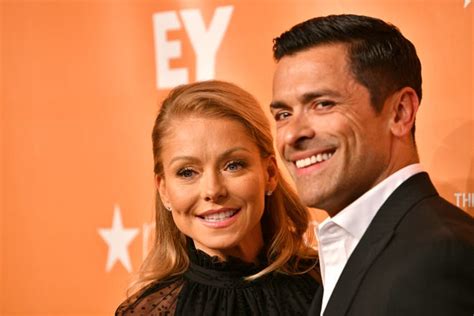 Kelly Ripa Wins Throwback Thursday With Epic Childhood Picture