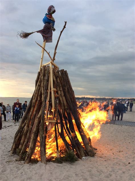 Tonight We Celebrate Midsummer With Witches And Bonfires Cbs Wire